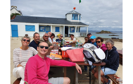 Pique-nique de fin de saison pour les maîtres